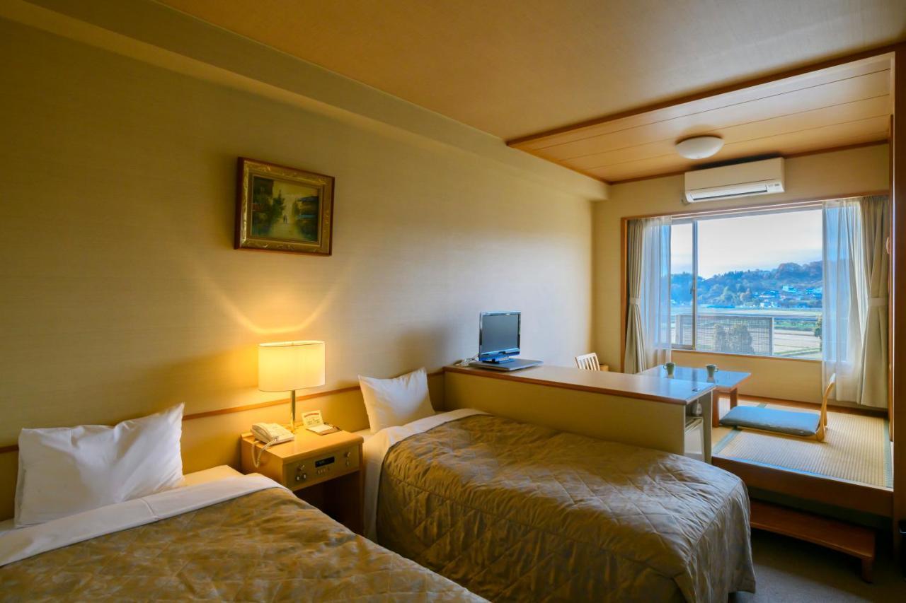 Hotel Symphony Annex Sagae Onsen Ngoại thất bức ảnh